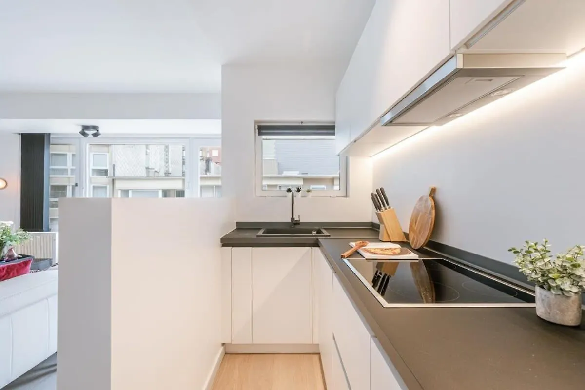 Huswell - Centrally Located Apartment In Middelkerke 0*,  Belgium