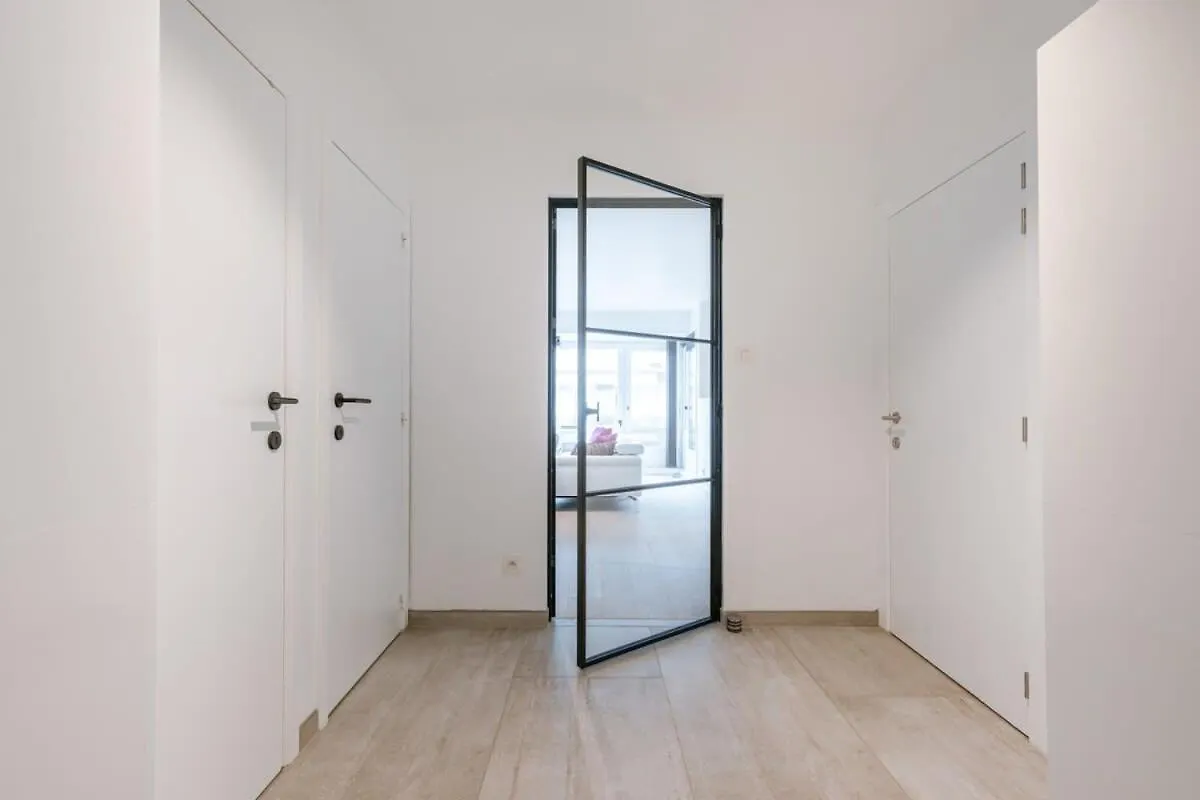 Huswell - Centrally Located Apartment In Middelkerke Belgium